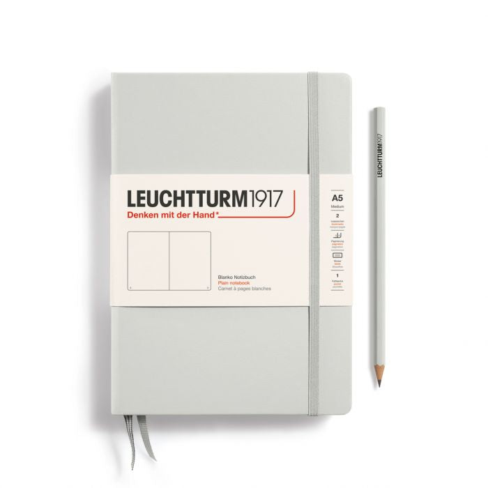 Leuchtturm1917 Medium A5 – Σημειωματάριο με σκληρό εξώφυλλο (251 σελ.) – Light Grey Λευκές
